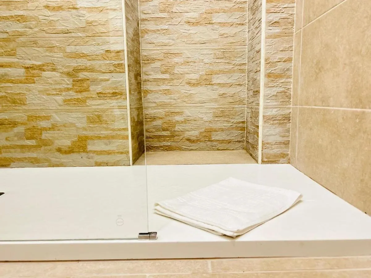 Da Mauro & Michela 1 - Cozy Apartment - 5 Min Metro C Roma