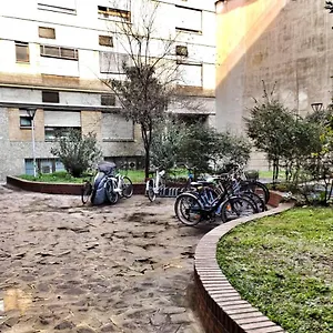 E-milan Zona Tortona , Milano Italia
